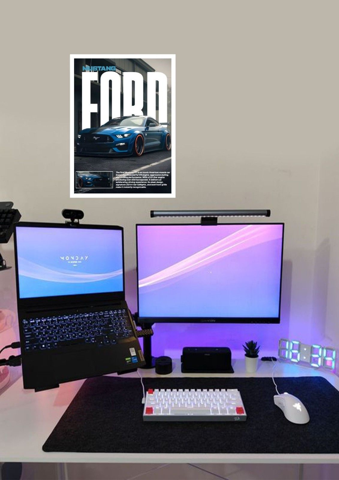 Ford Mustang  - Alternative View 1