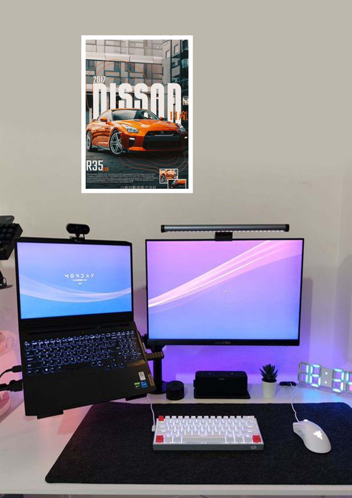 Nissan R35 GTR - Alternative View 1