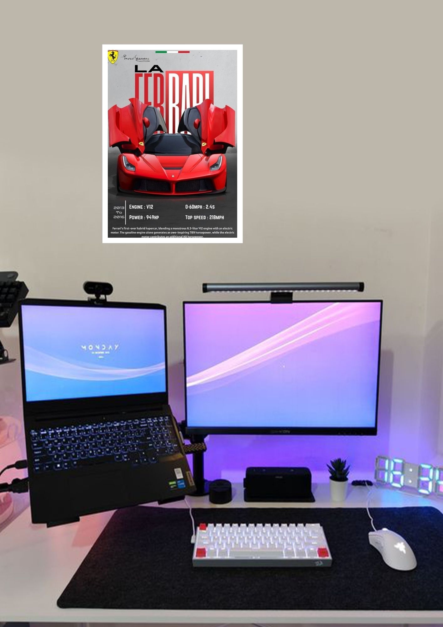 LA Ferrari  - Alternative View 1