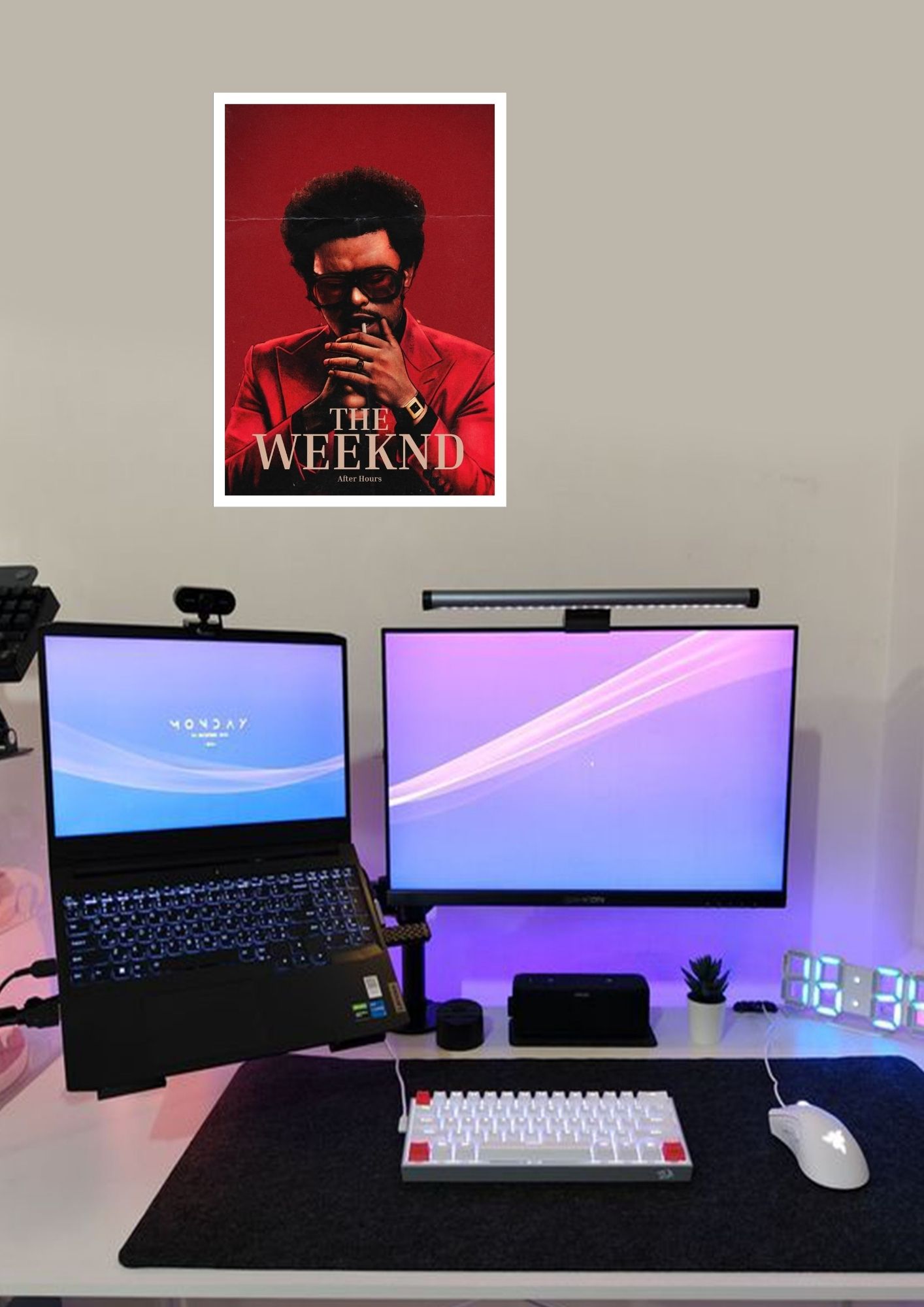 Weekend - Alternative View 1